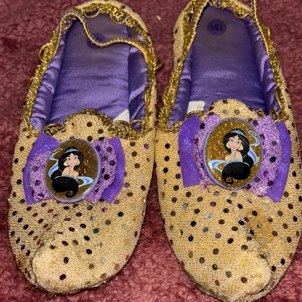 Kids vintage Disney jasmine Gold and Purple Princess Shoes
